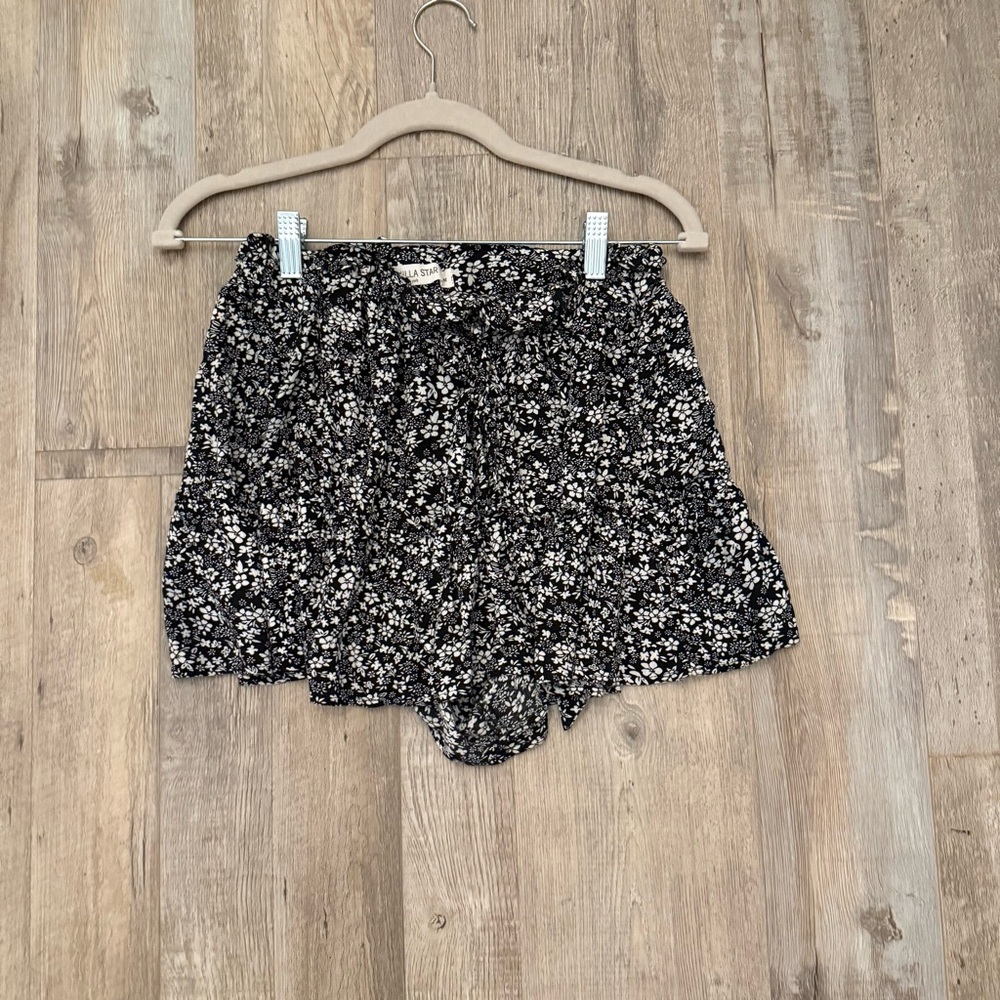 Floral Black and White Shorts
